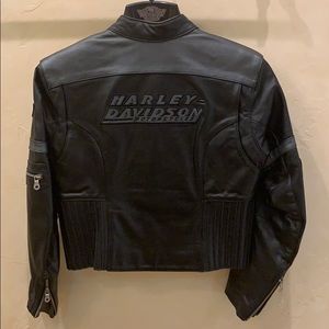 Harley Davidson women’s leather jacket black